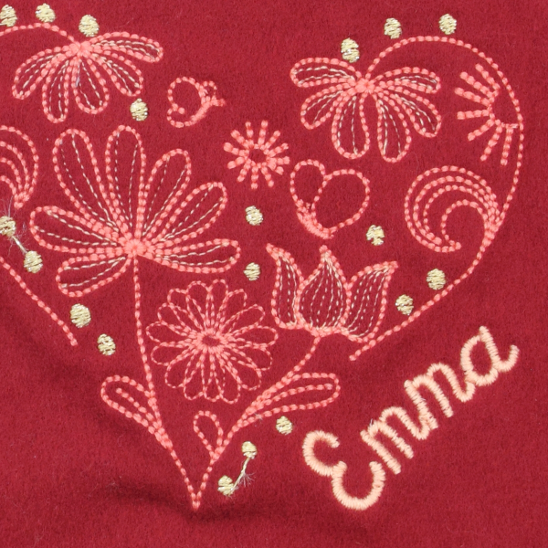 Echarpe-enfant-brodée-cœur-coton-biologique-rouge
