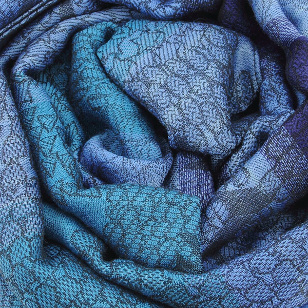 Echarpe-femme-laine-merinos-fabriqué-en-France-bleu-jean-Olivier