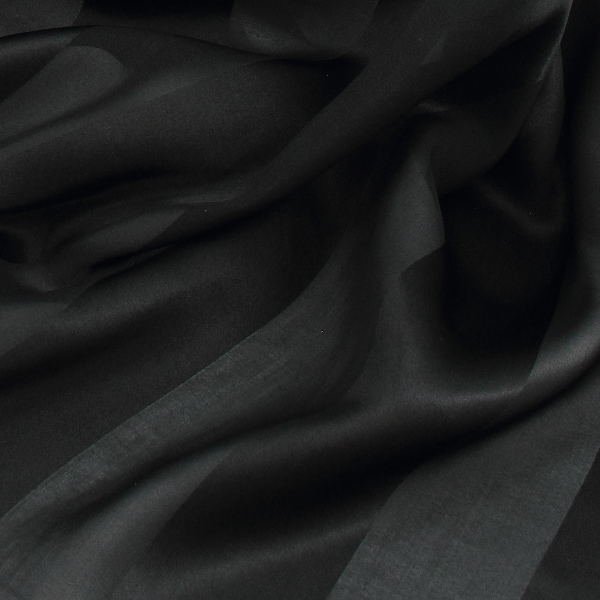 Etole-cérémonie-noire-soie-bande satin