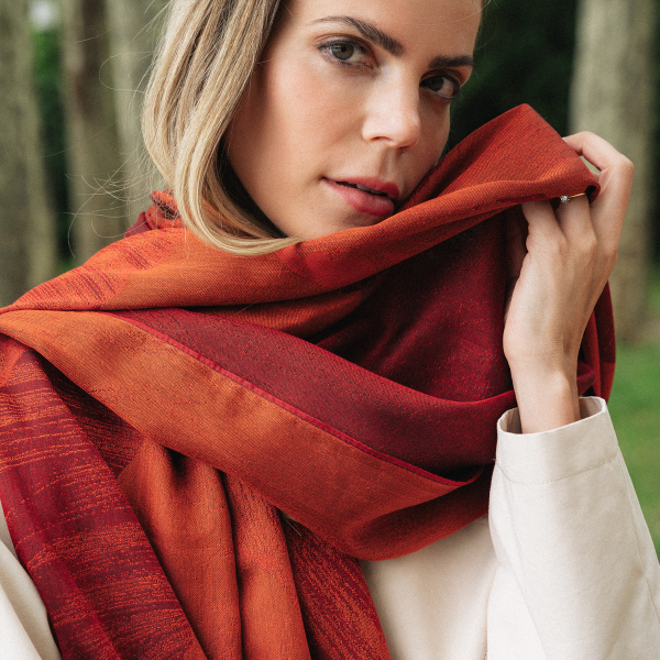 Etole-cachemire-soie-femme-rouge-roux-fabriqué-en-France-Sérénade
