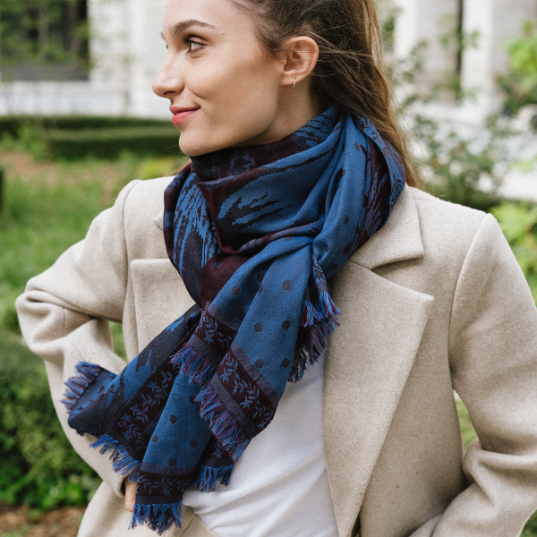 Etole-Maxi-Florale-laine-merinos-coton-soie-fabrique-en-france-bleu-bordeaux