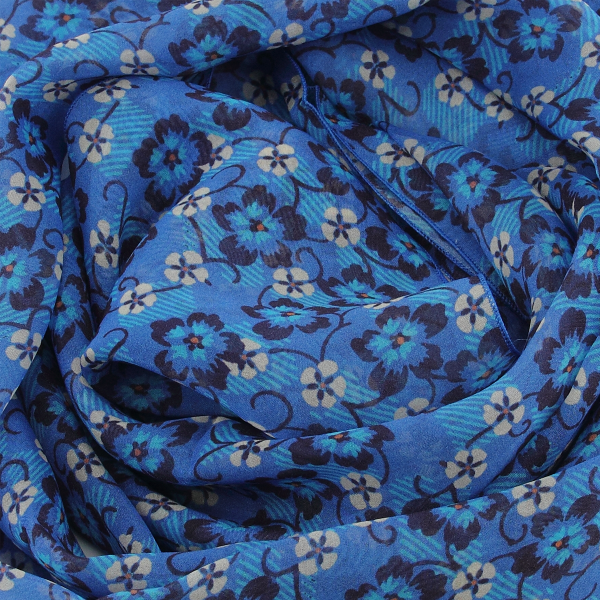 Foulard-femme-soie-bleu-imprimé-fleur-fabrique-en-France