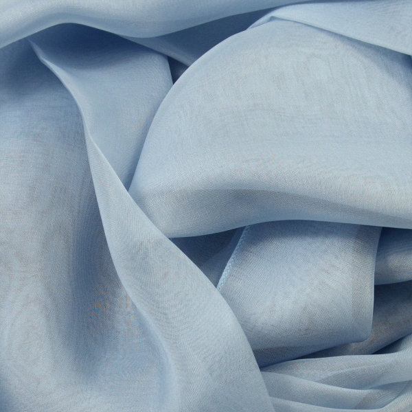 Foulard-femme-soie-mousseline-unie-bleu-ciel
