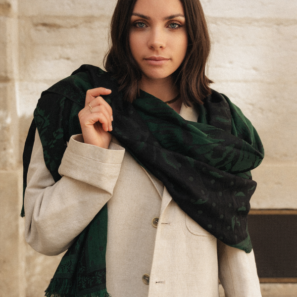 Green-black-cotton-silk-wool-women’s-stole-maxi-floral