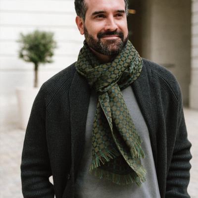 KHAKI, CASHMERE BLEND SCARF - MANCHESTER