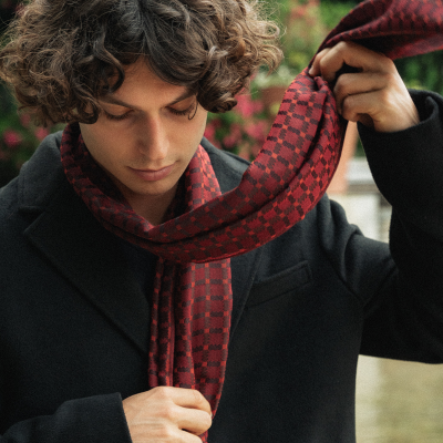RED, CASHMERE BLEND SCARF - MANCHESTER