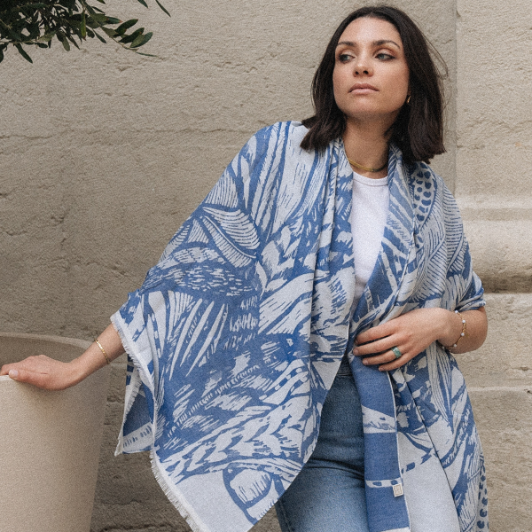 Arum-blue-white-rayon-cotton-women’s-stole