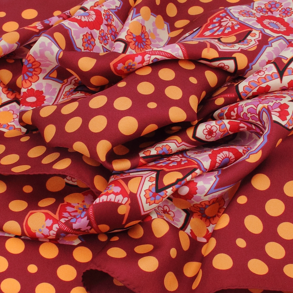 Carré-rouge-soie-twill-bio-imprimé-Soierie