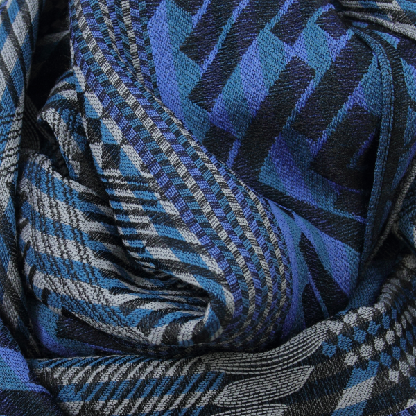 Echarpe-homme-geometrique-ride-laine-soie-bleu-jean