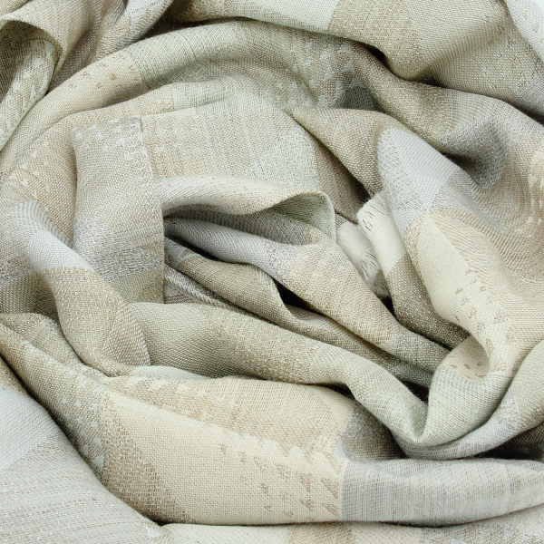 Echarpe-femme-laine-gris perle-kaléidoscope