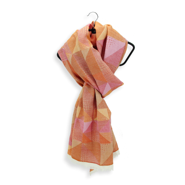 Echarpe-femme-laine-orange-kaléidoscope