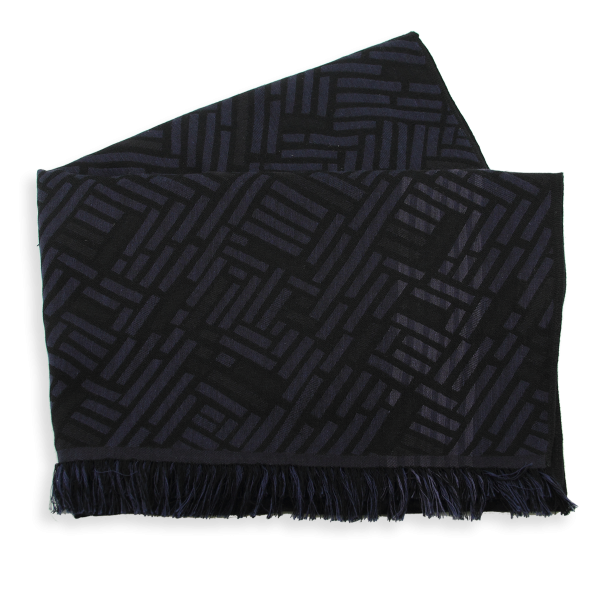 Etole-fabriquée-en-France-cachemire-soie-nuit-noire-Wand