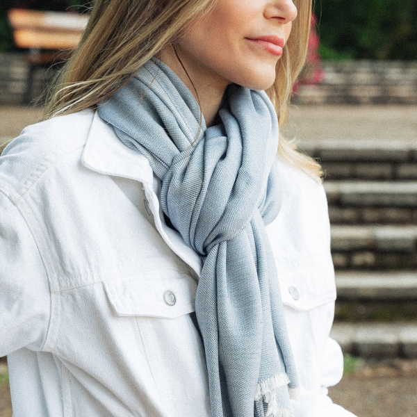 Etole-cachemire-unie-mixte-bleu jean-tout doux.