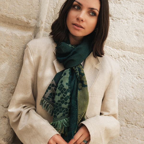 Green-100% natural-women’s-scarf-Charme