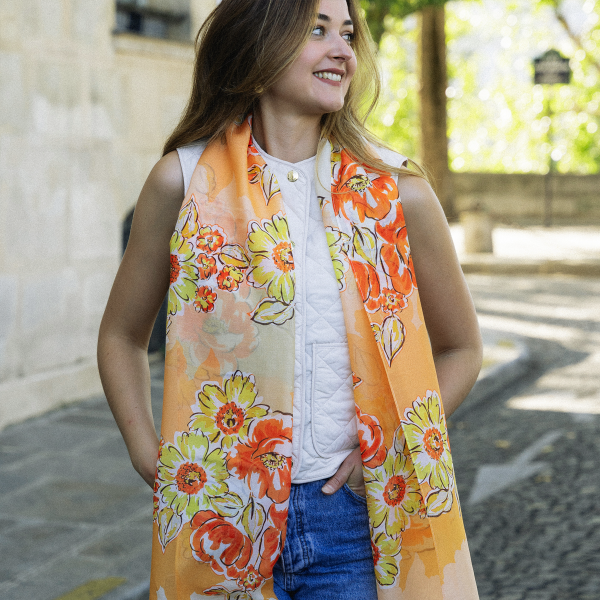 Foulard-femme-imprimé-orange-coton-soie-bouquet