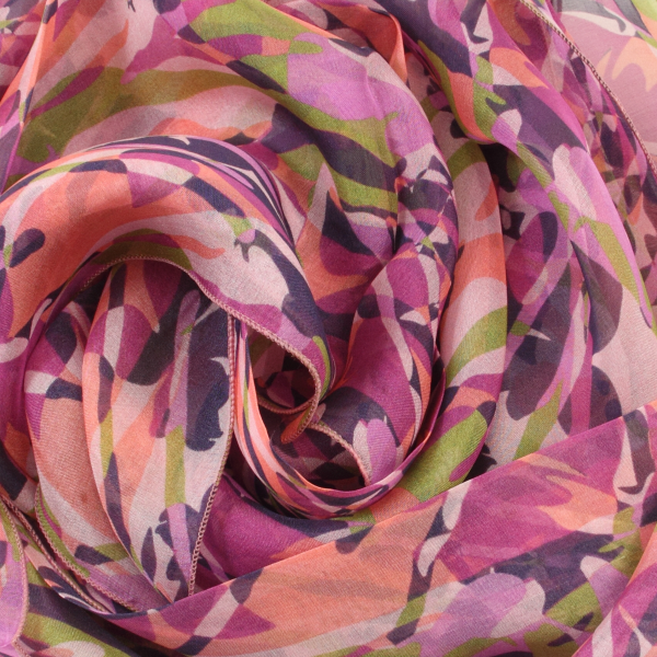 Foulard-femme-soie-imprimée-rose-fleur-sauvage