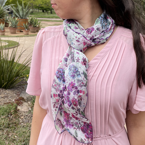 Foulard-rose-mousseline-soie-femme-romantique