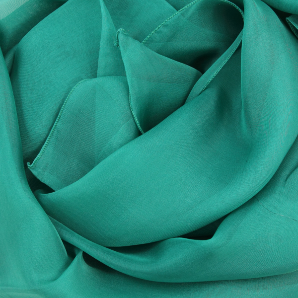 Foulard-femme-soie-mousseline-unie-vert-émeraude