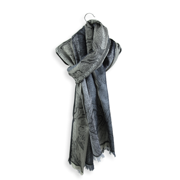 Gray-silk-wool-men's-scarf-Victoria