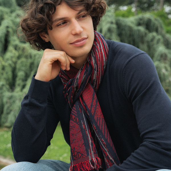 Navy-red-cotton-silk-wool-men’s-scarf-Sauvage