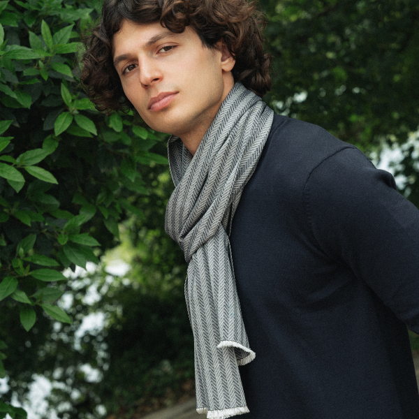 Navy-men's-cashmere-blend-scarf-Smoking