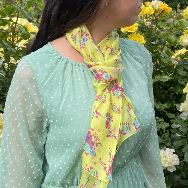 woman-silk-printed-stole-flowers-yellow-sun-3A