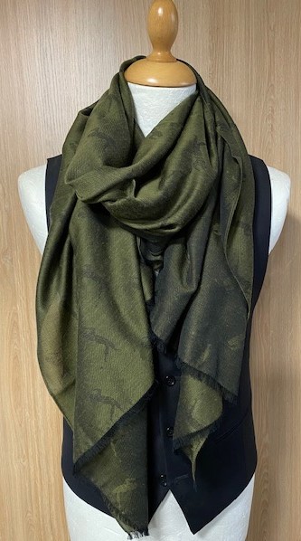 Comment nouer un foulard pour homme ?