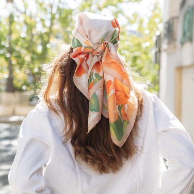 BEIGE SQUARE PRINTED SILK - MARIN