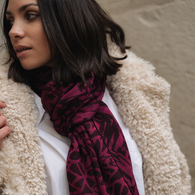 FUXIA and BURGUNDY, CASHMERE, SILK and COTON BLEND STOLE - SAVANNA