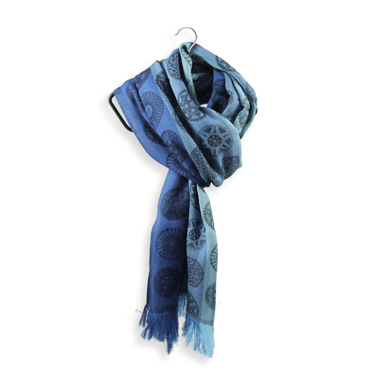 Foulard homme bleu jean en laine mérinos et soie - chic et élégant.