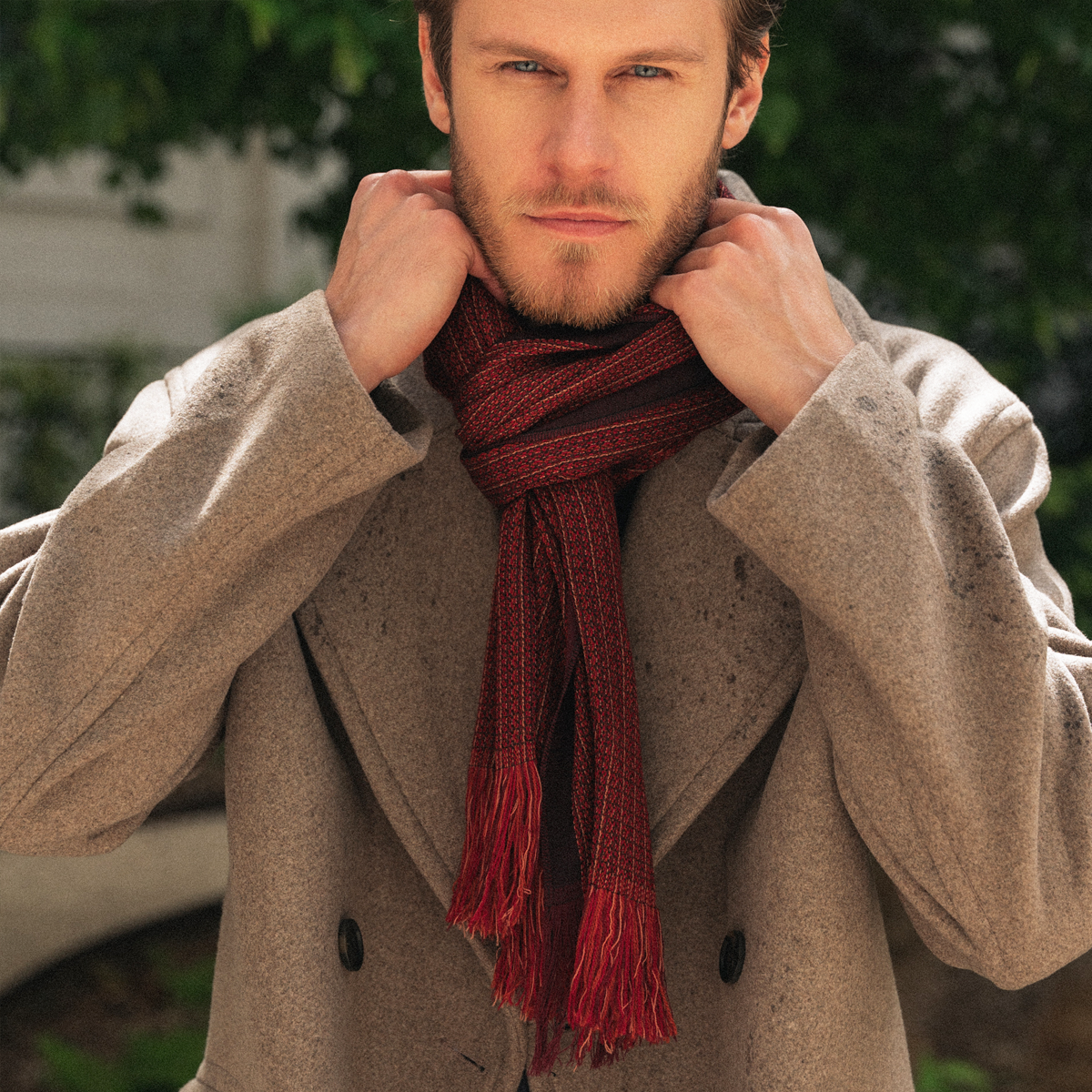 Grande écharpe homme en laine facile à porter – Ultra chic et très agréable.