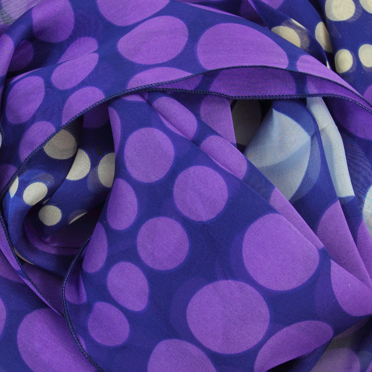 Magnifique foulard femme en soie imprimé pois