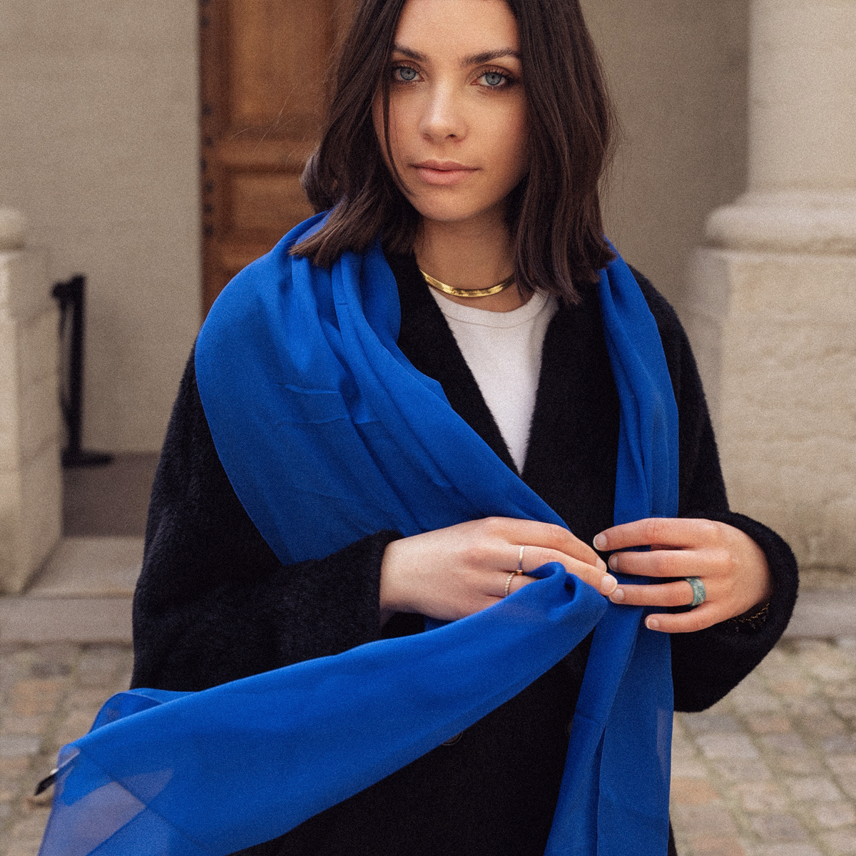 Large muslin silk stole in blue royal for formal occasions Ultra